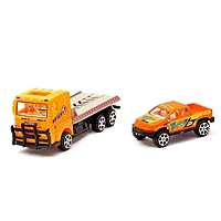 Грузовик инерционный "Эвакуатор" с машиной, цвета МИКС.