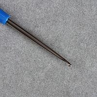 Крючок для вязания металлический, с пластиковой ручкой, d=0,75мм, 13,5см, цвет синий