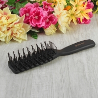 Расчёска массажная, вентилируемая, цвет чёрный