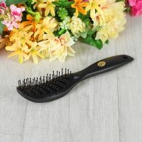 Расчёска массажная, вентилируемая, овальная, цвет чёрный