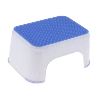 Детский табурет-подставка с рельефной поверхностью